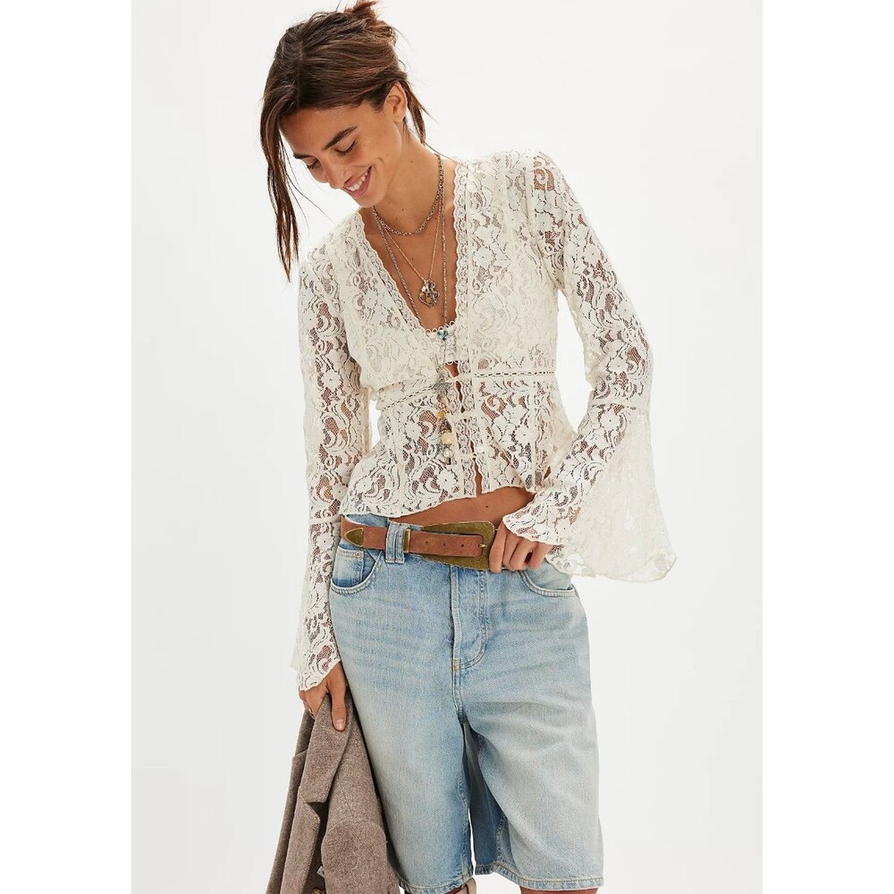 NWT Free People XS Ivory Lace Long Sleeve V-Neck Top Feminine Coquette Boho